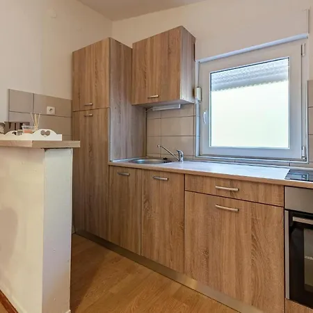 Gorgeous In With Kitchen